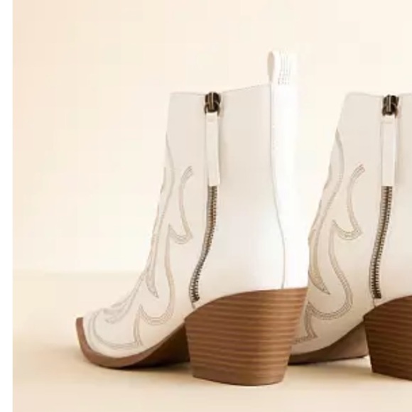 NEW Free People x London Rag Vegan Leather Western Ankle Boot Size 8 - Picture 3 of 13